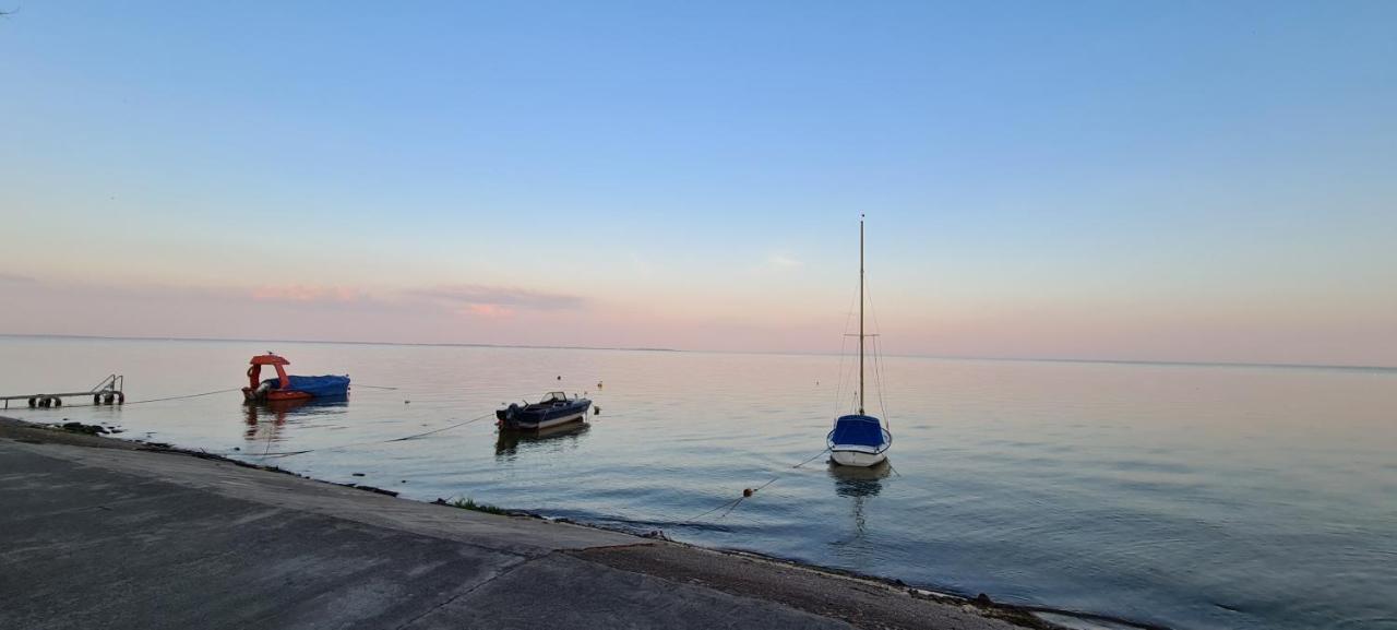 Laiko Marios Aparthotel Preila Bagian luar foto